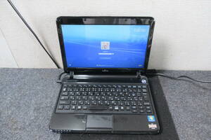 棚8.B1891 FUJITSU LIFEBOOK PH50/E FMVP50EB ノートパソコン 本体のみ　現状品