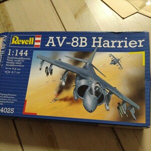 レベル Revell プラモデル 未組立品 04025 1/144 AV-8B ハリアー VMA-542 Flying Tigers USMC 米海兵隊 USMC デザート・ストーム WH11