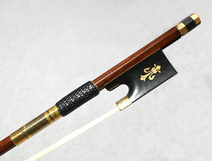 ●弓 Pernambuco Gold Fleur de Lys 4/4