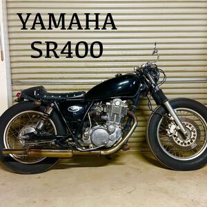 YAMAHA SR400 カフェレーサー　キャブ車