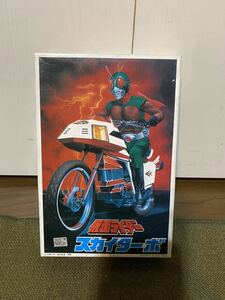 【スケール不明】バンダイ 仮面ライダー スカイターボ ゼンマイ動力 未使用品 プラモデル 旧キット 当時物 バンザイマーク 昭和レトロ