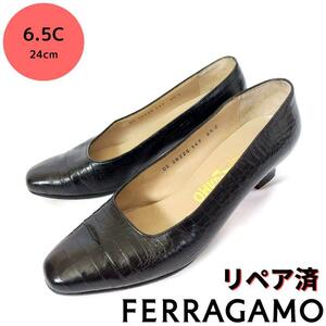 フェラガモ【Ferragamo】総柄 リザード型押し パンプス 黒