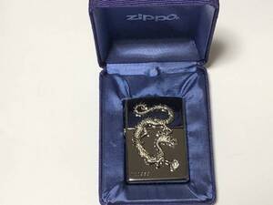 未使用 ケース付き ZIPPO ジッポー 龍 ブラック 石入り DRAGON STONE シリアルナンバー入 2007年製 アメリカ オイルライター MADE IN USA 