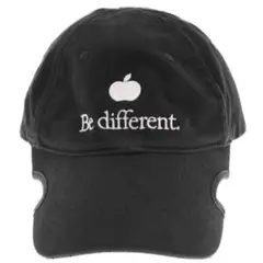 BALENCIAGA Be different キャップ