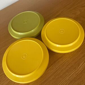 【新品・未使用品】TUPPERWARE☆タッパーウェア ☆３個セット☆丸型☆すのこ付き☆保存容器☆密閉容器☆レトロ☆日本製☆