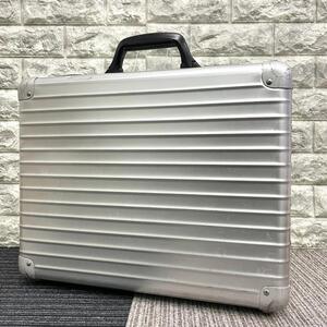 RIMOWA　リモワ　アタッシュケース　シルバー