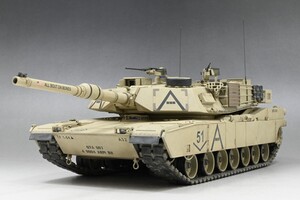 ■1/35 アメリカ軍　M1A1エイブラムス主力戦車（2003`Iraq)完成品