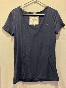 Abercrombie & Fitch ストレッチVネックカットソー　ネイビー