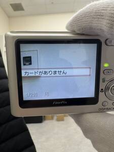 I1-060【フジフイルム デジタルコンパクトカメラ Fin Pix F10 シルバー】 動作確認済 保証書セットアップCD有 取説無 1円出品 1円スタート