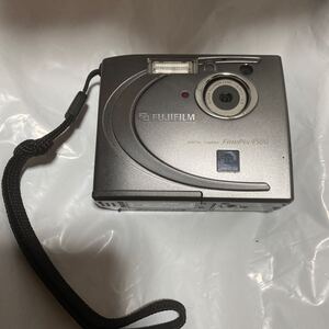 FUJIFILM 富士フイルム コンパクトデジタルカメラ デジカメ シルバー finepix4500 通電　シャッターフラッシュ　確認のみ