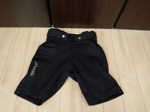 フェニックス　PHENIX　ハーフパンツ　アルペンスキー用　ジュニア　130　中古品