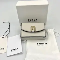 FURLAフルラ　三つ折り財布 PRIMULA プリムラ　ホワイト　ミニ財布