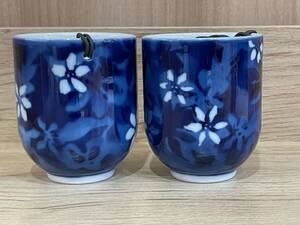 注目【湯呑】Royal Copenhagen　現　状お渡し　現品限り　ペア　セット　藍　花柄　かっこいい　かわいい　