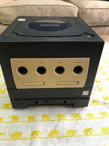 １円スタート　【中古品・ジャンク品】　ゲームキューブ　Nintendo　本体のみ【送料　着払い】