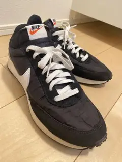 NIKE 黒 スニーカー 【26.5cm】