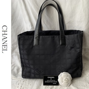 美品　シャネル CHANEL ニュートラベル トートバッグ MM　黒 ブラック 　レザー本革　 ココマーク A4可能　レディース鞄