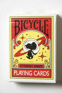 BICYCLE PLAYING CARDS ASTRONAUT SNOOPY　バイスクル トランプ　スヌーピー　宇宙飛行士　送料無料　PEANUTS