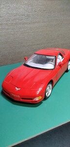 1/24 コルベット　C5 　1997モデル　ダイキャスト ミニカー　LS1 エンジン付き　マイスト　Maisto　貴重品　美品　期間限定出品　希少品