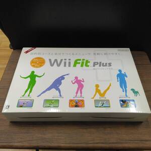 #8142 ゲーム機 任天堂 Nintendo WiiFitPlus バランスWiiボード 出品時通電のみ確認済 動作確認無し 現状品 中古品 個人保管品