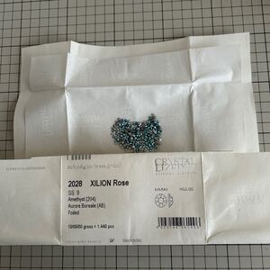 SWAROVSKI スワロフスキー　2028 アメジストオーロラ　SS9 300個