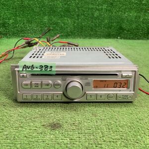 AV6-383 激安 カーステレオ　SUZUKI SANYO 39101-72J5X-CYY CDF-R3013E FM/AM CD プレーヤー 本体のみ 簡易動作確認済み 中古現状品