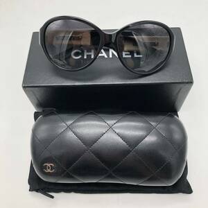 CHANEL シャネル サングラス ブラック アイボリー ココマーク ファッション P2018