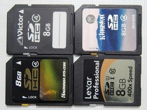 ★ＳＤＨＣ メモリーカード ８ＧＢ ４枚 中古★送料８５円・１８５円