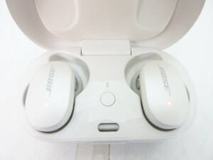 G3023【完全ワイヤレスイヤホン】BOSE BL3R BL3L/429708 QuietComfort Earbuds★ボーズ Bluetooth イヤフォン ケース★外装 美品★