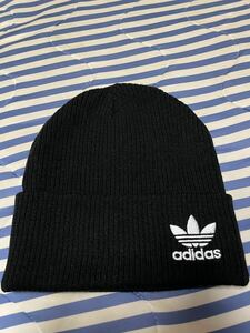 新品 アディダス adidas ニットキャップ ニット帽 ブラック 黒 ビーニー ニット トレフォイルロゴ キャップ 秋物 帽子 ワッチキャップ