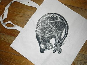 STUDIO DARTE CORVO /Black Cat Skeleton TOTE 未使用。