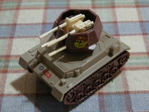 ■『コンバットチョロQ／ヴィルベルヴィント(デザートイエロー)』（Flakpanzer IV Wirbelwind）