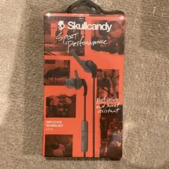 Skullcandy pyloスポーツ イヤホン ウィメンズ　有線タイプ 黒