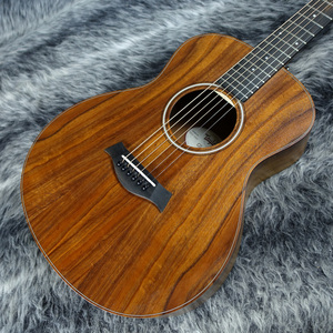 Taylor GS Mini-e Koa