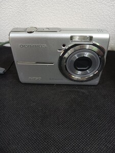 オリンパス Olympus X-750 バッテリー・ケース付き コンパクトデジタルカメラ