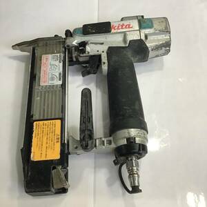 【中古品 / 動作品】★マキタ(makita) 常圧フィニッシュネイラ AF502N【格安出品♪】