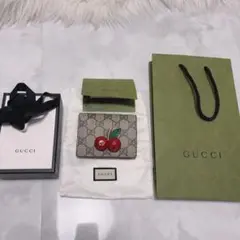 GUCCI グッチ 2つ折り財布 コンパクト財布 さくらんぼ GG