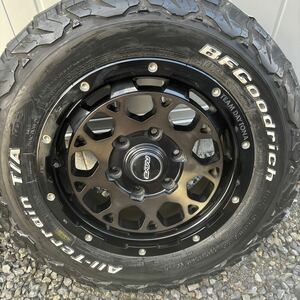 レイズ　チームデイトナ　M9 BFグッドリッチ　215/70R16 ハイエース