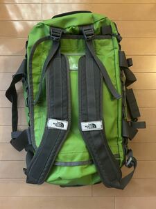 THE NORTH FACE 防水バックパック ライトグリーン リュックサック ボストンバッグ ザック 登山 アウトドア カメラ ノースフェイス