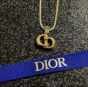 極美品　Christian Dior クリスチャンディオール ゴールド カラー ラインストーン ネックレス CD ロゴ ペンダント　ヴィンテージ　