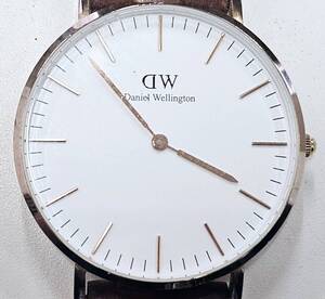 M-8013　【同梱不可】980円～ 中古品　DANIEL WELLINGTON/ダニエルウェリントン　B36R1　白文字盤　クォーツ　メンズ　腕時計