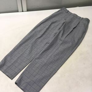 送料無料★UNIQLO ユニクロ★チェックパンツ　テーパードパンツ★グレー★レディースSサイズ★ウエスト60-66㎝　ボトムス#51212sbm