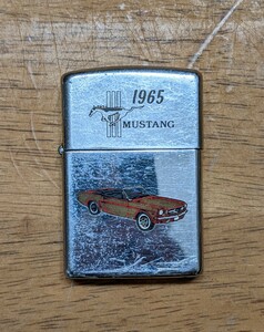 IY1588 ZIPPO 1965 MUSTANG 1990年製/マスタング/ジッポ/ジッポー/ライター/タバコ 現状品 送料無料