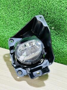 ★美品★/トヨタ　LED　フォグランプ　フォグライト　　コイト　48-150