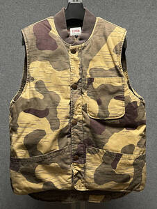 日本未入荷　新品 EDWIN EUROPE　HUNTER GILET　エドウィン　ハンタージレ　M　カモ