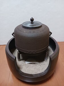 茶道具　茶釜　鉄瓶 風呂釜 茶釜 風炉 鉄瓶 鉄釜 湯沸かし 