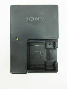 SH6025【充電器】SONY BC-CS3★ソニー 純正 バッテリーチャージャー★NP-BD1/NP-FD1/NP-FE1/NP-FR/NP-FT1★動作品