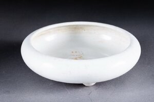 【華】某有名収集家買取品 清時代物 中国伝来 白磁 三足香炉 古美術 骨董品 A240100171-PI