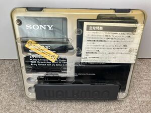 【ジャンク】ソニーSONY WALKMAN カセットウォークマン WM-F550C ケース付 