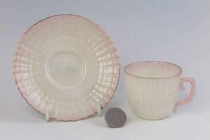  　ベリーク　 Belleek 　= 　D-Cup&Saucer　 =　PINK R.タイプ　 (1級品) 　