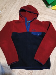 パタゴニア patagonia シンチラ フーディ フリース プルオーバー フリースジャケット S 赤 紺